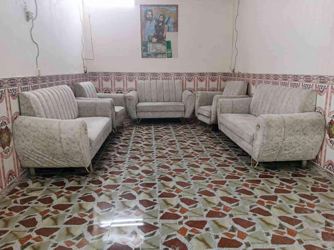 تخم 10مقاعد تسكام اي ضرر ما بي سعر 250وبي مجال مكان نجف براكيه الستفسار ***********
