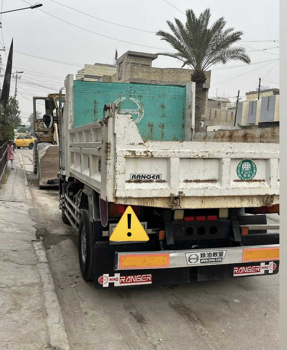 اسلام عليكم هينو شيطان للبيع ‼️‼️
كفااااااله عامه 
منزل موديل بأسمي
تحويل مباشر مكان السياره بغداد 
للأستفسار : *********** / ***********
