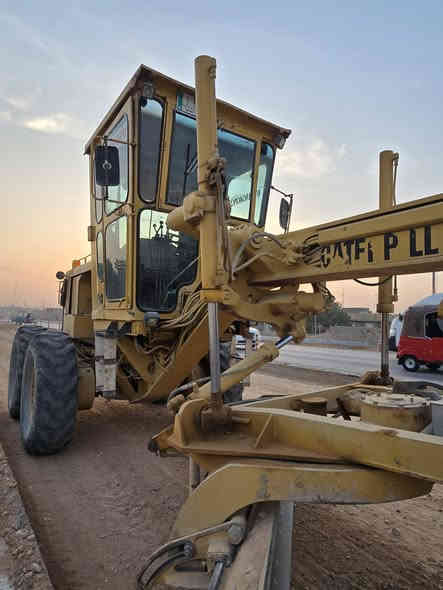 كريدر للبيع موديل 79 بسمي الاستفسار ***********
