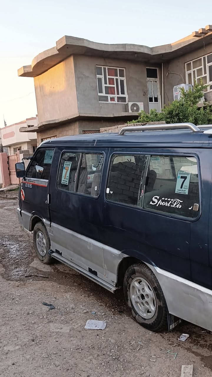 سلام عليكم كيا بستا البيع موديل 95 كير محرك اكسن كهربايات مابيهة أي نقص السعر خاص صلاح الدين الدجيل صاحبهة موجود بأبو غريب***********
