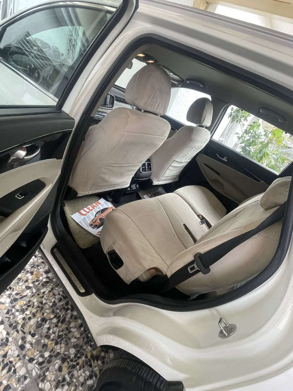 ‏السلام وعليكم

سورنتو 2020 خليجي كفاله عامه

السياره ماشيه 65 الف جديده مال جناي 

رقم سياره بغداد بأسمي مداور ثاني يوم

مكان سياره بغداد  

السعر 260 وبيهه مجال بسيط

اللاتصال ***********
0771 577 0186         

المواصفات
بصمه 
بصمه ابواب 
6 سلندر
7 راكب 
3 قطع تبريد 
جنطة كهربائية 
جنطة ذكية 
كشنات كهرباء
بردات خلفيه 
مانع نزلاق 
5 انظمة قيادة 
اوتو هولد 
نظام ترحيب 
4 جامة اوتو 
ويل كروم 19
حساسات امامي و خلفي 
اشاير بل مري 
كروز سرعة 
تحكم استرن 
لايت زنون
