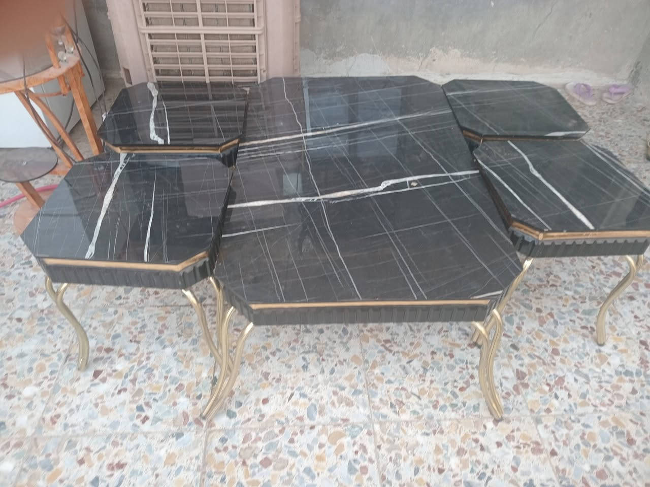 گونفيره جوزي السعر 60
گونفيره ازرق السعر 25
سيت طبلات اسود السعر 90
ميز طعام جديد السعر 50
مزهريه السعر15
مرجوحه جبيره السعر100
مرجوحه عش 50

***********
***********
