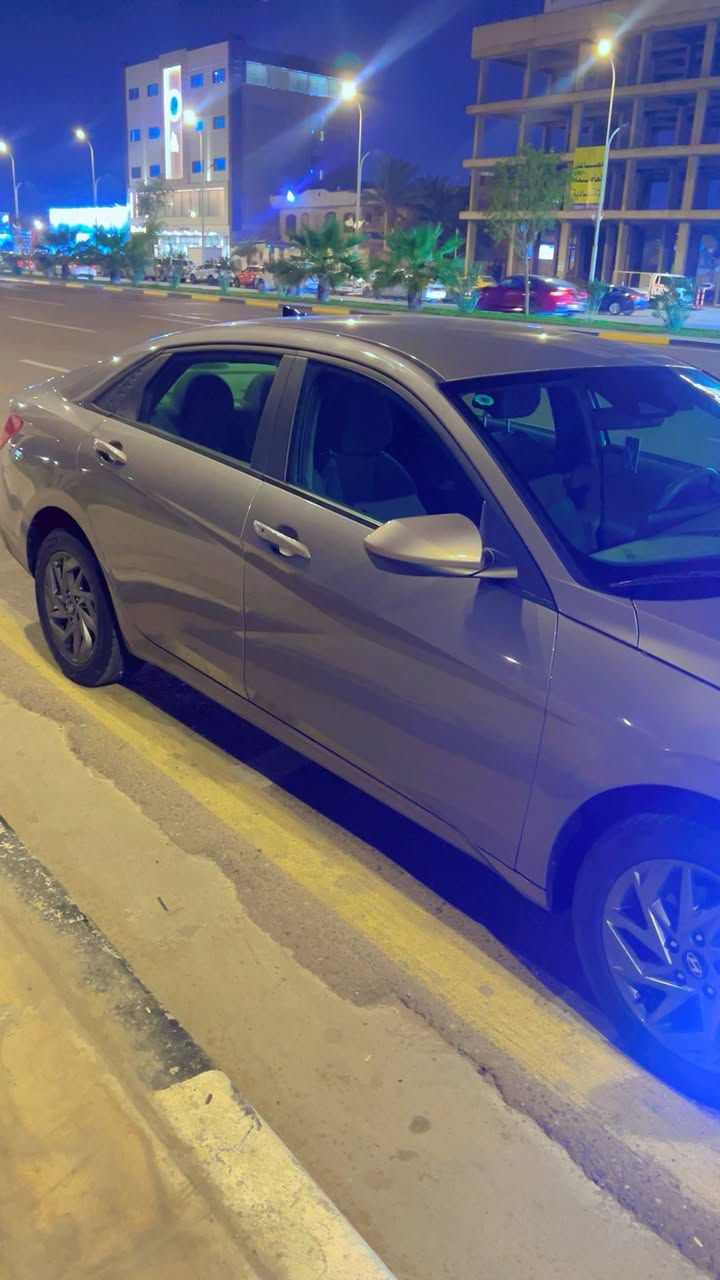 السلام وعليكم 
هونداي النترا  SEL

موديل 2024 

بصمة وبصمة أبواب 

شاشه 

عينه ليزرية 

نقطة عمياء 

رادار امامي 

توقف ذاتي 

حساسات خلفيه

كامرا دواره 

السياره حادثها حلو ليريدها يراسلني او يخابرني وادزله صور الحادث على الخاص 

للاستفسار  ***********
