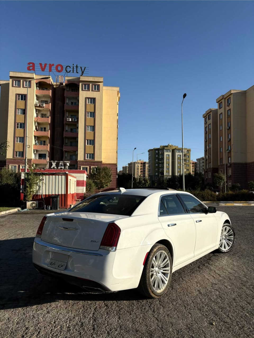 سلام عليكم 
اوباما 2018 C فول مواصفات
سعر 270 وبيها مجال للشراي

ماشية 80ميل  حقيقي بشرط  سيارة مال جناي استعمال شخصي صارلها اربع سنين يمي ، نظيفة جداً 

سنوية تنتهي بنهاية ال2026

كلين تايتل مكفول من الحادث والصبغ والتبديل
 ما عدا دعامية خلفية صبغ

فول مواصفات 
بانوراما
تبريد كشنات امامي
تدفئة كشنات امامي
كشن خزن ميموري
كشنات جلد 
كشنات كهرباء
كشنات خلفية تدفئة
ستيرن كهرباء
ستيرن تدفئة 
تشغيل عن بعد
كاميرا خلفية 
تعتيم مرايا
سستم صوت Alpine 
بلاجكتور
كير ماوس
شاشة كبيرة
تحكات ستيرن
مثبت سرعة
وباقي مواصفات الاوباما المعروف 

رقم تلفون 
***********
*********** دهوك, العراق
