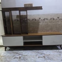 ميز بلازما • MDF أصلي • ناقصة يد الباب