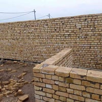 بيت حي العدل هيكل مساحه ٢٥٠م يتكون من مضيف غرفتين نوم وهول مطبخ وحمام ...