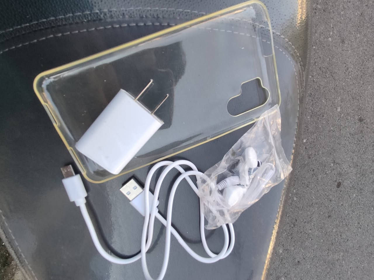 موبايل جديد غير مستعمل مع غراضو سعروا ٤٠ الف


**إذا كنت صاحب هذا الإعلان وتريد حذفه لأي سبب، رجاءا أرسل رسالة إلى الدعم الفني**