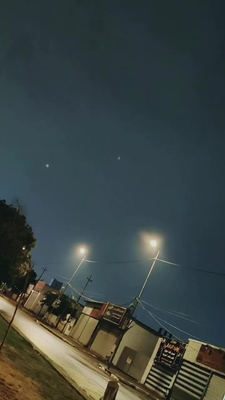 السلام عليكم هينو انكر ابو شفه لبيع كفاله عامه طول 6وربع مكينه 80فول عادي بسمي رقم ذي قار مداور ثاني يوم جاهزه لعمل تايرات 19ونص توني فاتح كلج وبريك اربع وياله ومحجر جديد مكاني ناصرية قضاء شطره وشراي ينتصل ***********
