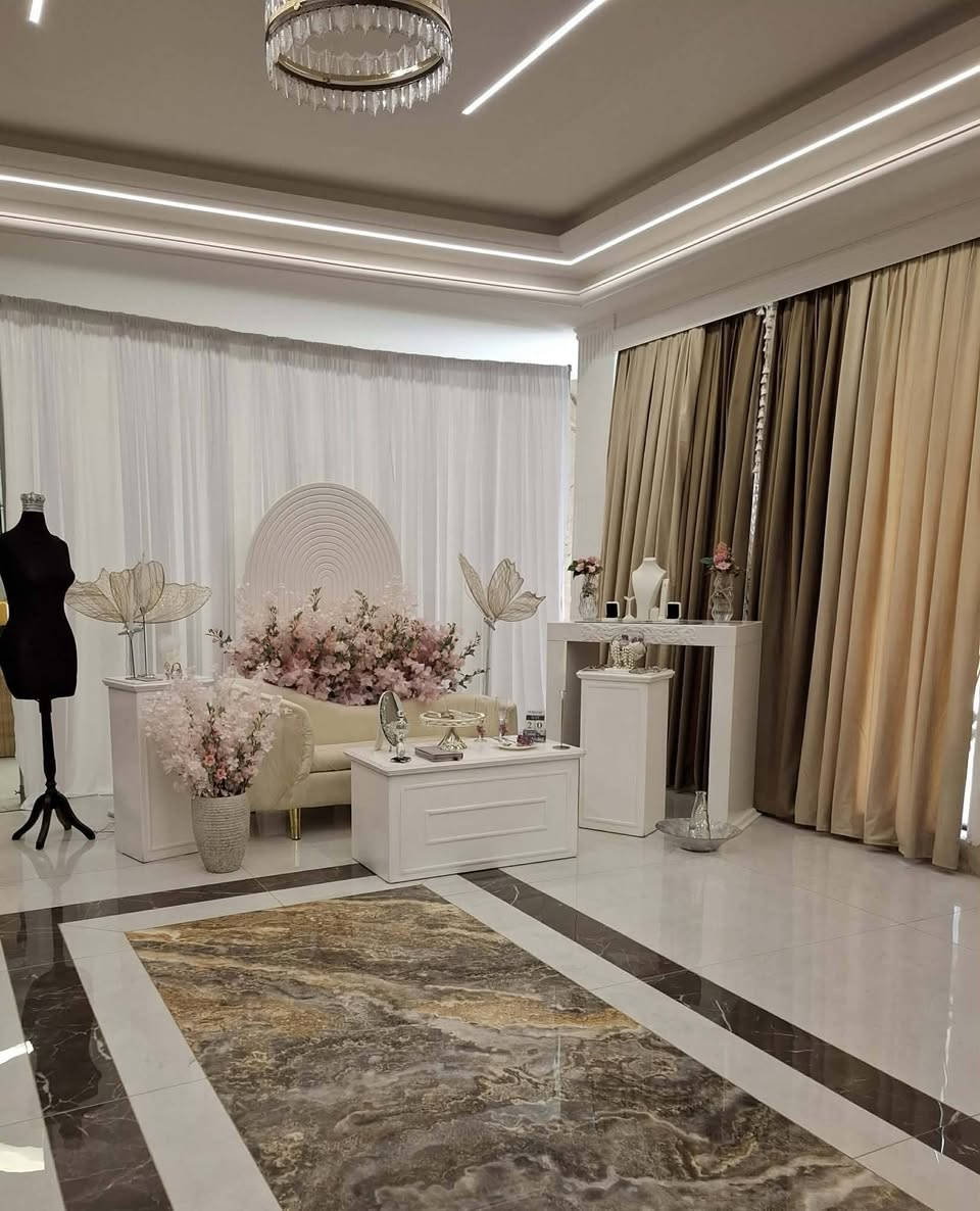 كوني ممميزه مع ياسمينا
 كوشات عقد قرآن او حنه 💍
 خيمه مشية زلم مع كل تفاصيلها م تأجير كراسي وطبلات 
وثيقه بصمه او توقيع بتصاميم راقيه ✨️✨️
توزيعات حسب الطلب 🎀🎀
كملوا الصور والفيديوهات للاخير 🌹
تتوفر خدمة توصيل داخل بسمايه وكل مناطق بغداد 🚕
العنوان بسمايه الشارع العام مجاور لمجمع حيدر الكهربائي 
☎️ *********** للتواصل https://www.facebook.com/share/1DxtBk9Mef/
