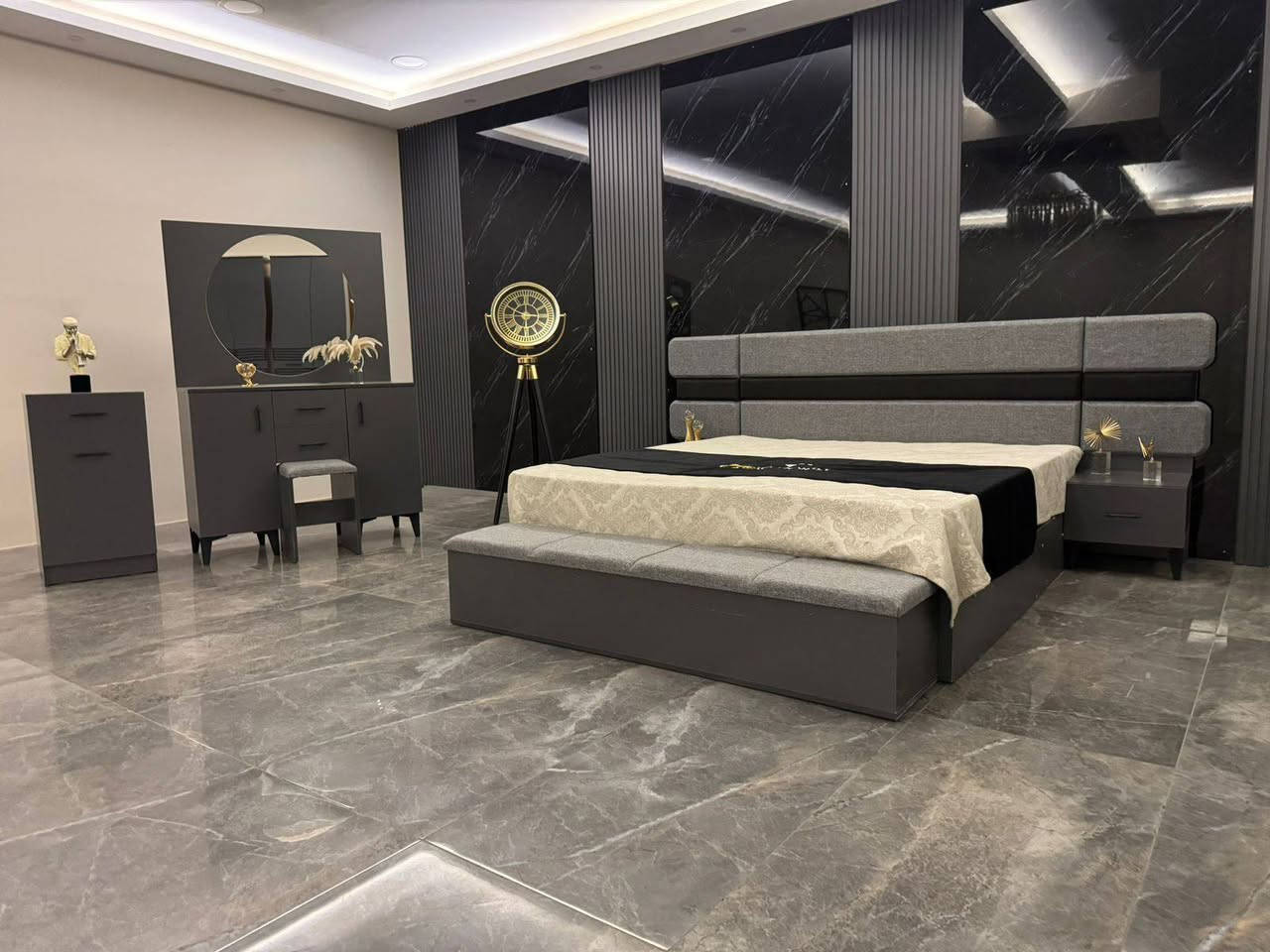 غرفه تركيه 10قطع ضمان الجوده ظهر بلوك جوي وبرقي حديد 
سرير مخزن سعر هاي الغرفه مليون و 200
*********** الشريقات, صلاح الدين
