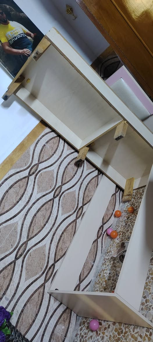 السلام عليكم تخت تركي نفر اسفلو شرط خشب ثكيل شرط بس الكشر جديد  تركي 60 الف   *********** بي واتساب
