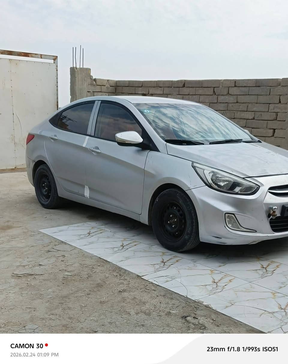 بسم الله الرحمن الرحيم
السلام عليكم سياره للبيع
اكسنت موديل 16خليجي
محرك وكير 1400دوش
سياره تبريد تدفىه كهربايات
جاهزه سياره (صبغ حزام) 
سعر ((65)) وبيه مجال قليل
مكان سياره ذي قار ((جبايش)) 
***********
