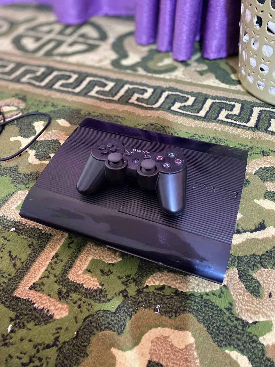 بلي3سوبر سلم مهكر مع جوستك واحد وكامل الملحقات السعر100الف،***********
