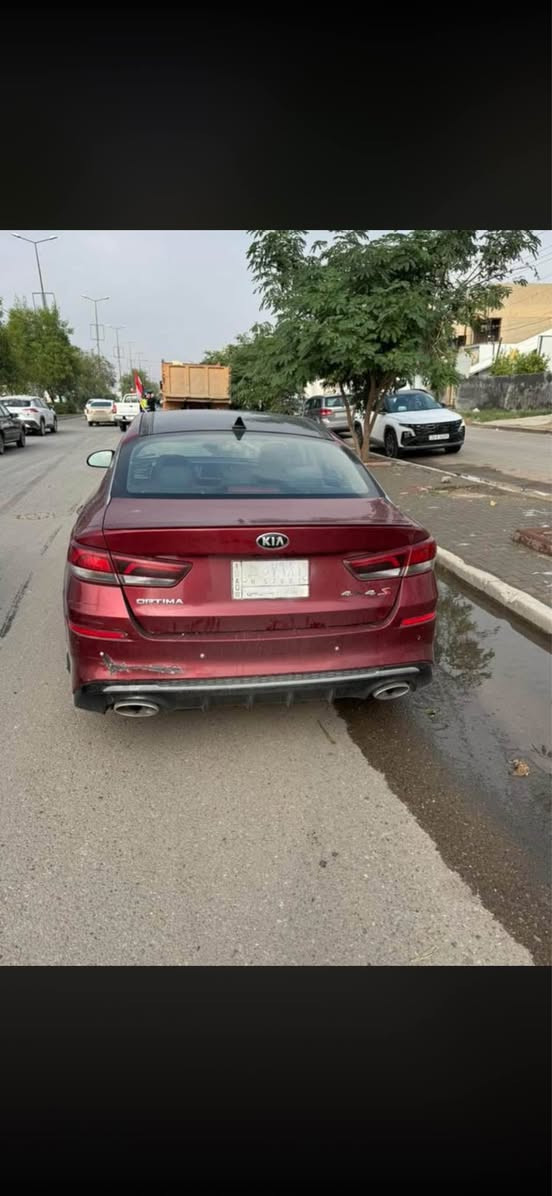 اسلام عليكم كياه  اوبتماه مديل 19 امريكي حدثه جاملغ وبنيد بدون دواخل وبيه شخط بل الصفحه الثانيه صبغ اثار اشخوط يعني ابيعلك احزام السياره بدون دواخل فول موصفات ماشيه130 السعر 120 عنوان
70/305 بغداد حيفاه تحياتي الخوتي
*********** بغداد, العراق
