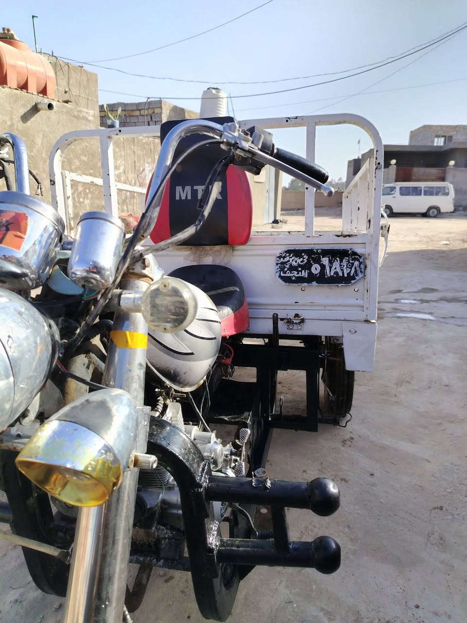 ستوته للبيع موديل 9 ..رقم اسود وسنويه ستوته نضيفه مكينه نضيفه
السعر 900 وبيه مجال الشراي ***********
