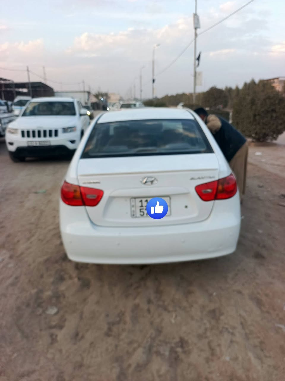 السلام عليكم لانتره 2009 رقم بغداد دولي  مكفوله كفاله عامه   قطعه تبديل فقط (كير محرك جدد) تبريد تدفئه  مكان السياره بابل جبله ***********  السعر 110 بيها مجال
