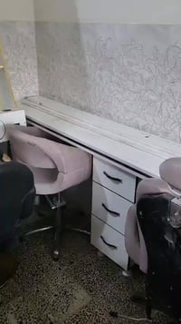 صالون كامل • مركز • للبيع