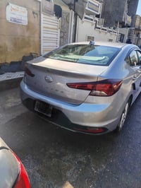 النترا البيع موديل 2020 وارد امريكي رقم بغداد البيع بيه خمسة قطع صبغ  ...
