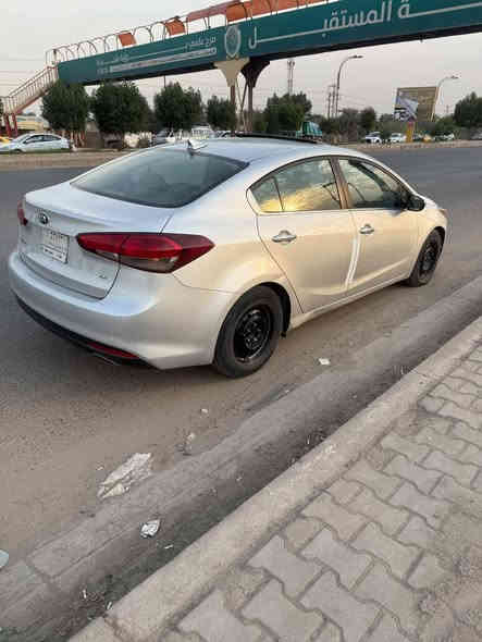 السلام عليكم
فورتي ٢٠١٧ وارد امريكي فول مواصفات 
بنيد فقط حادثها (باقي السيارة مكفولة ) 
محرك 2000GDI (مامفتوح) 
رقم بغداد تحويل مباشر 
ماشية ١٨٠ الف km 
السعر ١٢٠ وبيها مجال 
للاتصال : ***********
