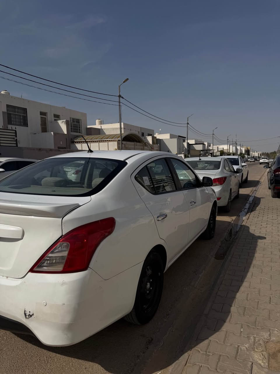 السلام عليكم.. نيسان هندي موديل 2022 رقن اربيل سنويه بعدها مساقطه باسم شركة دلير سياره ماشيه 110 الف مابيها نقص جاهزه من جميع النواحي بيها بارد وبيها صبغ جاملغ خلفي وربع الجنطه فقط سعر السياره ٩٧ ورقه وبيها مجال مكاني نجف _كوفه *********** النجف, العراق
