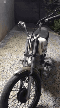 السلام عليكم دراجه نامه شلامجه موديل 2023 محرك مفتوح مبدل ولفات دراجه شغاله ما بيه شي السعر 300 وبيه مجال مكاني العلم ***********
