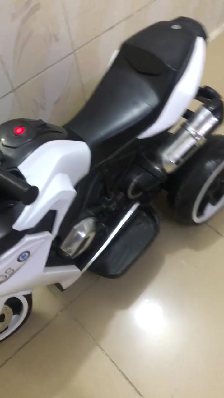 ماطور شحن نضيف حيل بس بطارية ضعيف سعر ٦٠ مكاني الاسرئ المفقودين


**إذا كنت صاحب هذا الإعلان وتريد حذفه لأي سبب، رجاءا أرسل رسالة إلى الدعم الفني**