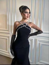 فستان • مقاس 38 • ملبوس مرة وحدة