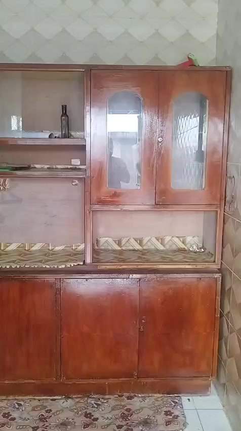 معرض للبيع مكاني الهوير السعر ١٥٠ وبي مجال ***********
