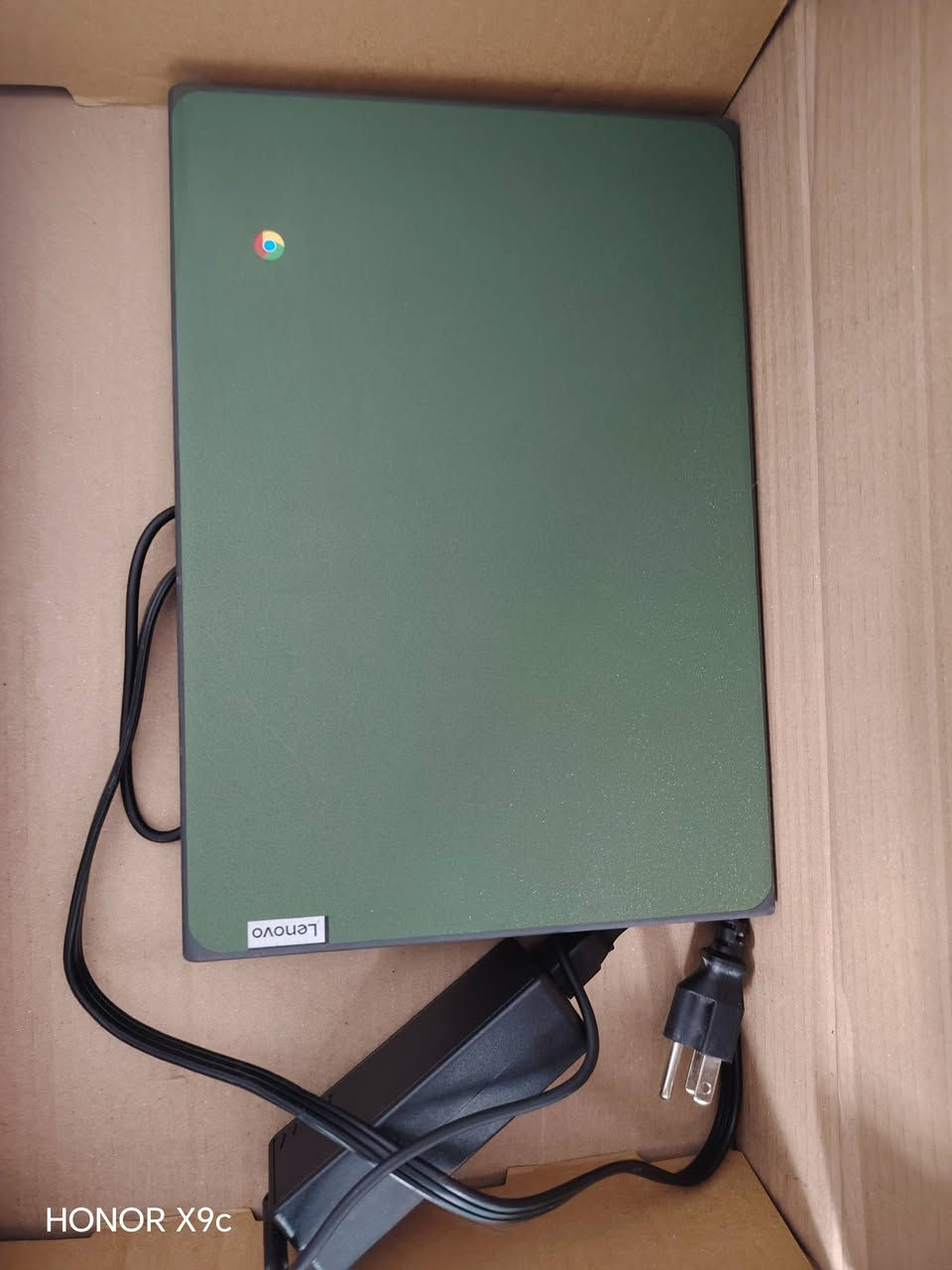 لاب توب
كروم
بسعر 40
بيهة خلل فقط كارت الشاشة متحرك بس يتضبط


**إذا كنت صاحب هذا الإعلان وتريد حذفه لأي سبب، رجاءا أرسل رسالة إلى الدعم الفني**