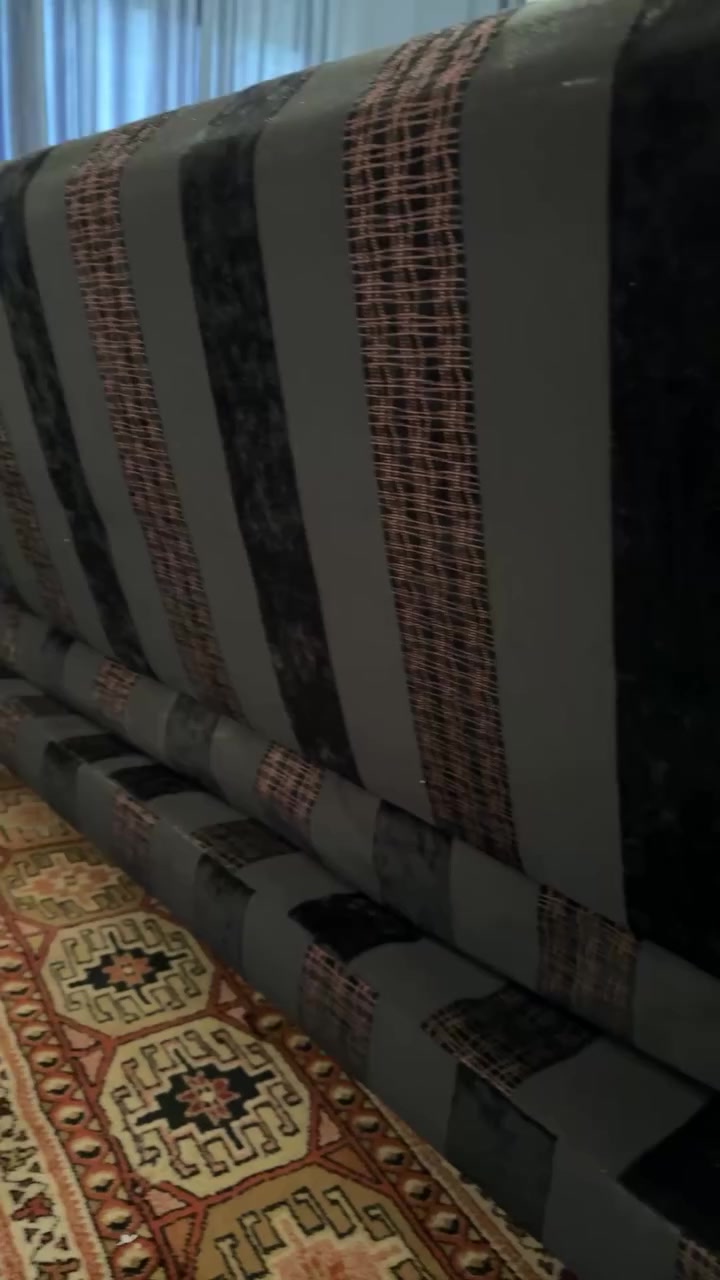 كورنر تركي مو عراقي ٧ مقاعد السعر ٣٠٠ بي كوشات بعد يصير سرير ثنينهم


**إذا كنت صاحب هذا الإعلان وتريد حذفه لأي سبب، رجاءا أرسل رسالة إلى الدعم الفني**