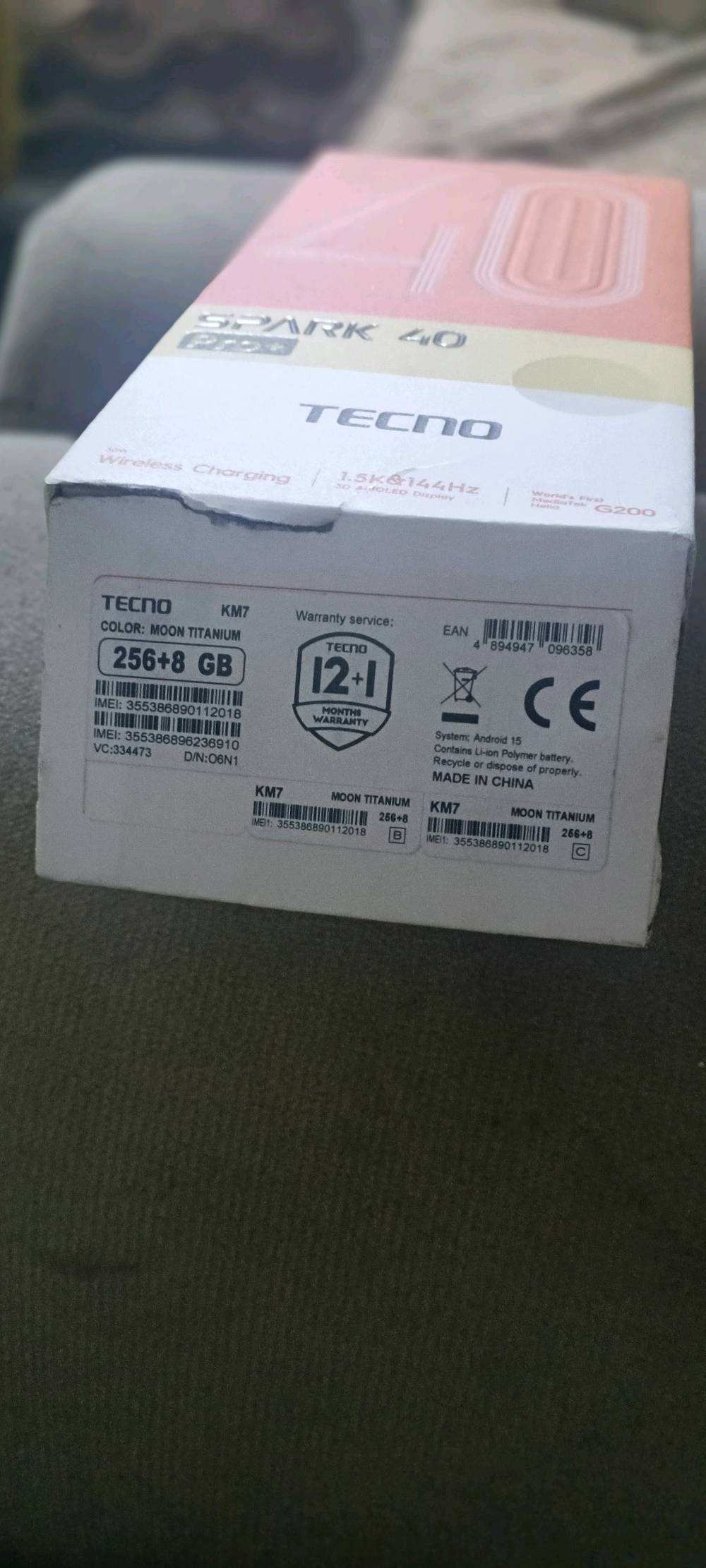 البياع حي التراث مستعمل بحاله جيدة جدا شاحنه سريعه 45 واط كارتونه موجودة شاحن عكسي وصل بيع موجود ذاكرة 256 +8كيكا تكنو سبارك 40برو بلاس هاي التفاصيل 