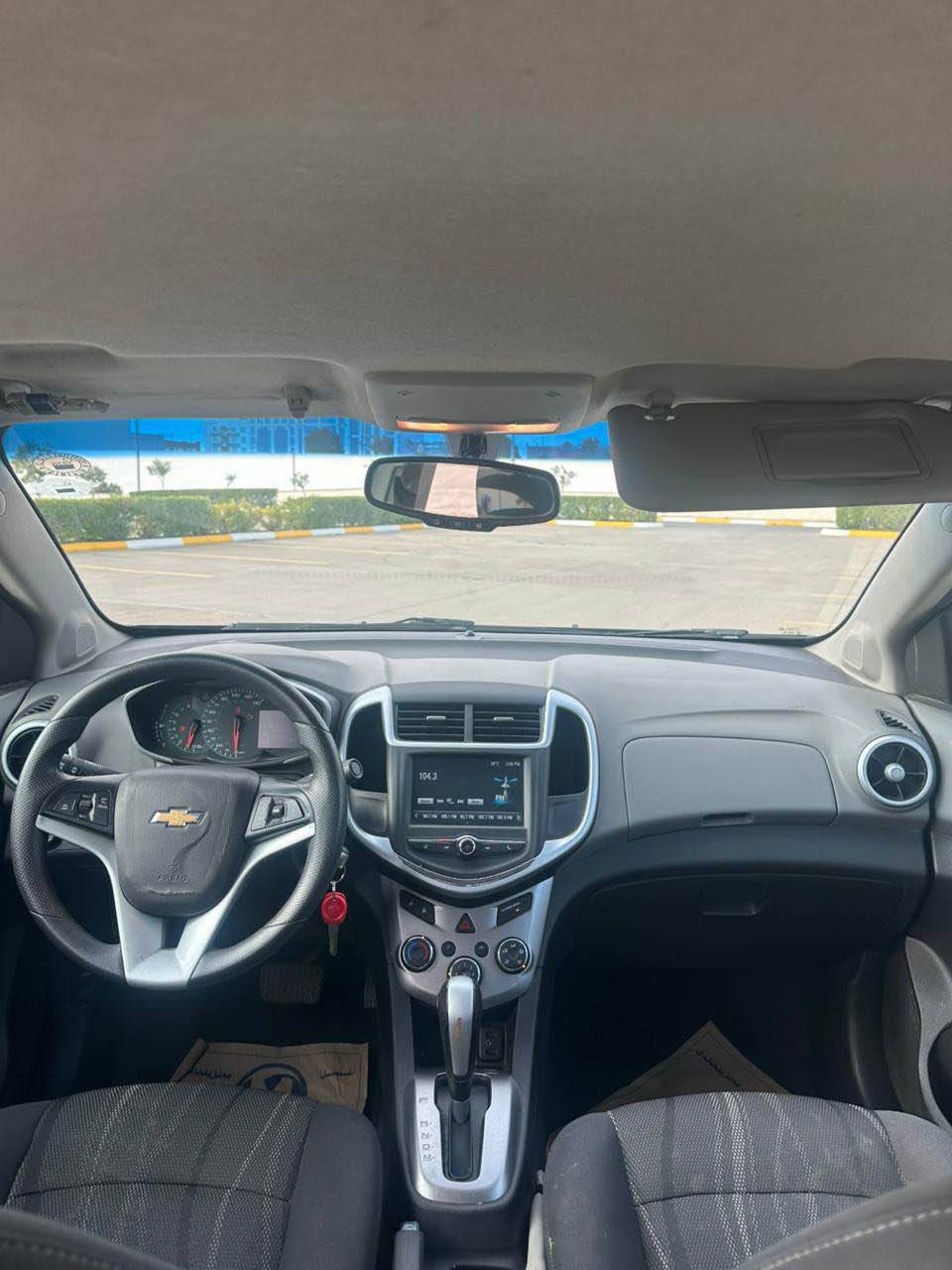 شفرليت سونيك ٢٠١٧
للون اسود گير اتوماتيك 
رقم اربيل باسمي تجديد سنوية ٢٠٣٠ 
بونت و جاملغ صبغ و سقف و بيها تكليح 
مكان اربيل 
*********** واتس اب أربيل, العراق
