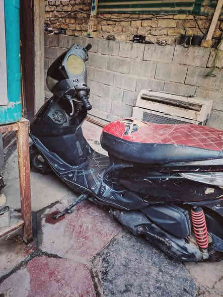 سلام عليكم عندي دراجه ماكس ثعلب 
دراجه كامله مكمله مانقصها شي 
عنوان بغداد السيدية تقاطع درويش حي التراث 
سعر 500او بيها مجال رقم تلفون ***********
