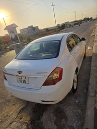 سياره جيلي امكراند c718 2013 مكينه وكير بلادي مكفول نضيفه حيل سياره ما...