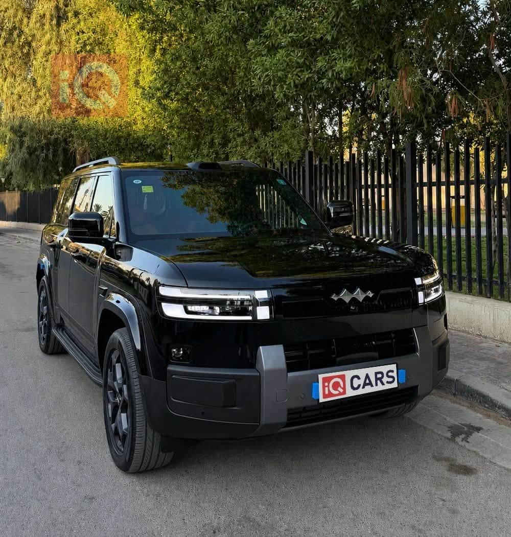 BYD ليبورد 7
السياره مغلفه ppf بالكامل + الجام جمعيهن مغلفهن عازل حراري 
السيارة فول الفول مواصفات ، محرك 1500 تيربو ، دبل بطارية كبيرة
كير تعليك 
ماشيه ٩ آلاف 
دفع رباعي متعدت الوضعيات  ، قوه حصانية 490 حصان ..
تسارع  0-100 4.9 ثانية -  0-50 1.8 ثانيه اداء رياضي 
ووضعيات قيادة متعددى ( eco ) ( sport ) + ( sport plus ) 
وباقي وضعيات مثل ثلج و تراب والطرق

داخل السياره لون قرميدي كشنات جلد فاخر 
رقم بغداد بأسمي تحويل مباشر ، رقمه حلو شبه مميز

السياره فول مواصفات للاخير 1/1
دخول بصمه تشغيل بصمه تشغيل عن بعد 
سقف بنوراما داتاشو  عرض معلومات سائق + نقط عمياء 
رادار 360 , كامرات 360 ،  حساسات 360 + بريك طوارئ
نضام Dipilot ذكي لمساعدة السائق +  ومراقبه القيادة و تنبيه السائق 
قيادة ذاتية + كروس مثبت سرعه ذكي 
تعديل المسار و تنبيه خروج عن المسار ورادار لمراقبه الطريق 
شاشة عدادت دجتل داش بورد ومراقبه  ضغط و حرارة الاطارات + ماده تحمي الإطارات 
وتنبيه في حال نزول احد الاطارات 
وتنبيه السائق لسرعة الشارع المحددة 
داش كام DVR تسجيل على كامل الكامرات 
اضائه محيطية LED دشبول ابواب متغيرة اكثر من 64 لون 
كشنات خزن ميموري كهرباء 4 كشنات تبريد + تدفئه 
+ كشنات تدليك ( مساج ) وتحكم كهرباء بالكامل امامي خلفي
تبريد قطعتين تحكم منفصل 
ثلاجه  ، شاحن لاسلكي 50 واط  للمبايل 
شاشة جبيره تدعم ابل كار بلاي + اندرويد اوتو 
سستم صوت قوي محيطي من 18 مكبره سماعة دمام خلفي و امامي 
منافذ طاقه تايب سي امامي خلفي

مكان السياره بغداد 
السعر 55 مليون 
***********
