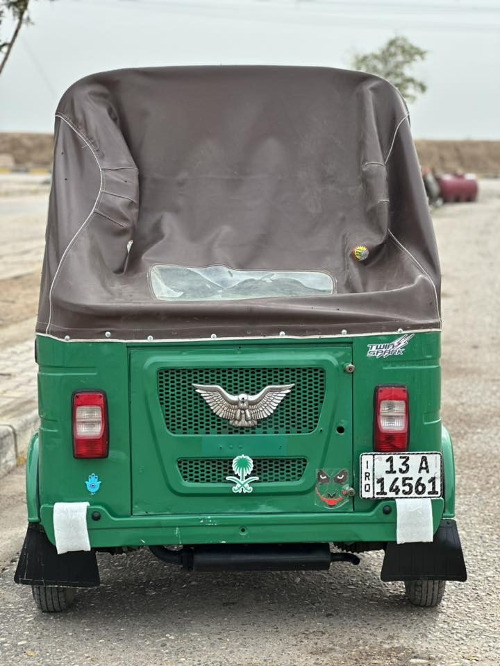 تكتك لبيع ٢١رقم وسنويه مال جناي حلوه صبغ عام جماليه مكاني لمجر سعر ٦٥٠٠وبيه مجال***********
