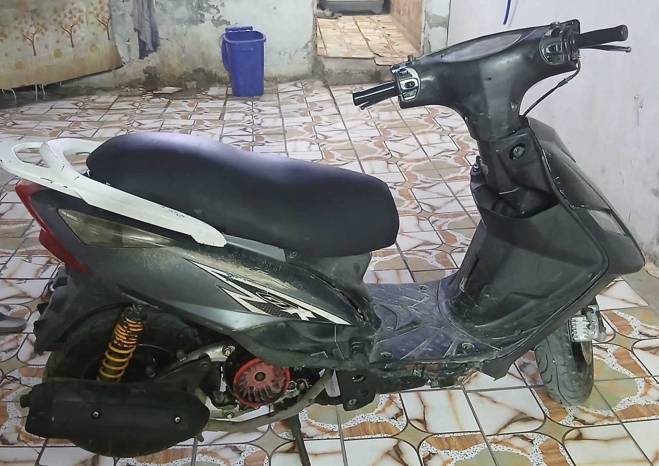 سلام عليكم دراجه ماكس ثعلب ابيع طافي كوم حديد تجي تحمل بل عافيه عليك سعره 250 قفل 🔐 مكان بغداد ساحد عدن


**إذا كنت صاحب هذا الإعلان وتريد حذفه لأي سبب، رجاءا أرسل رسالة إلى الدعم الفني**