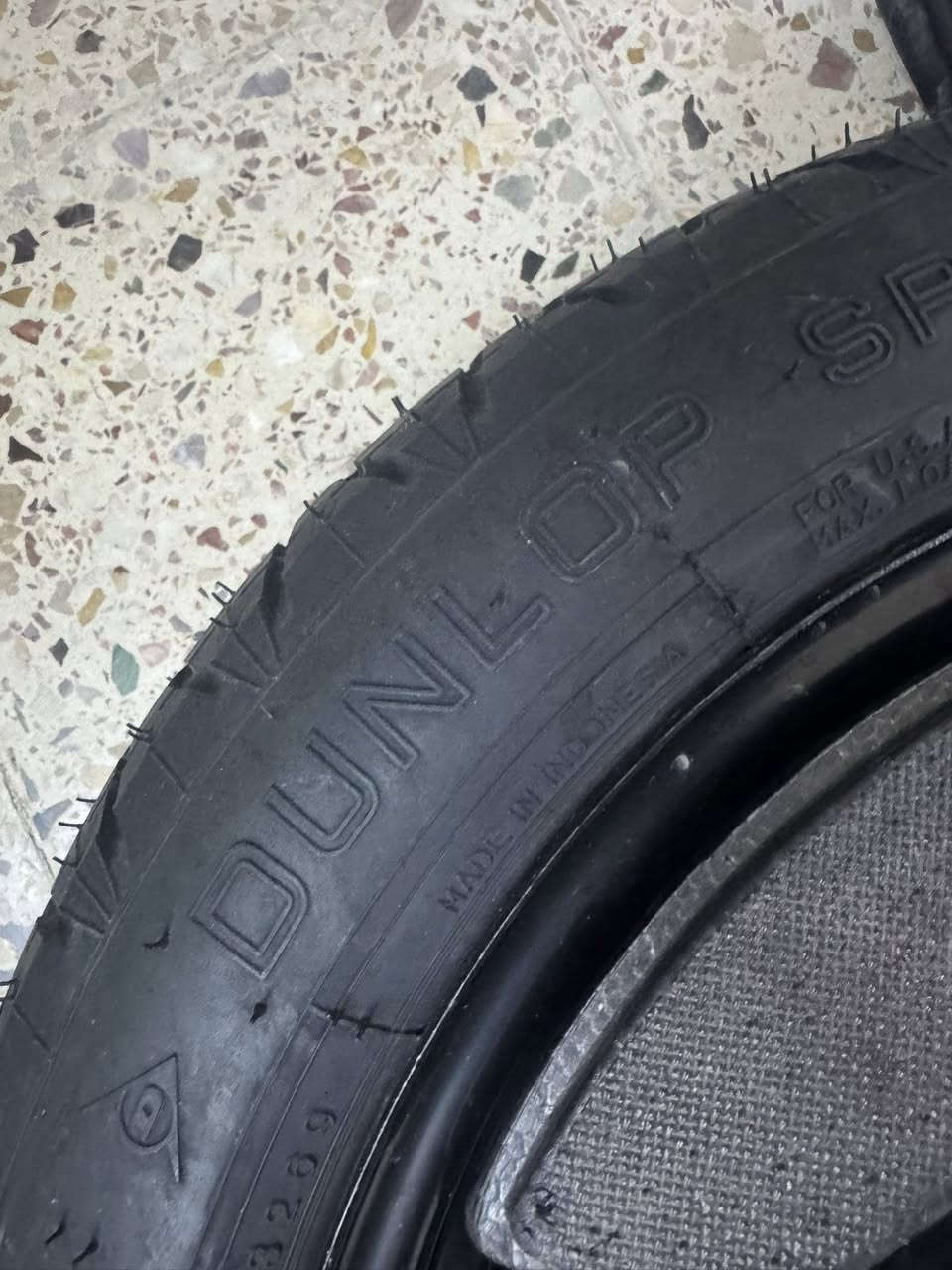 سبير راف فور اصلي مع الجك
السعر خاص اخوان


**إذا كنت صاحب هذا الإعلان وتريد حذفه لأي سبب، رجاءا أرسل رسالة إلى الدعم الفني**