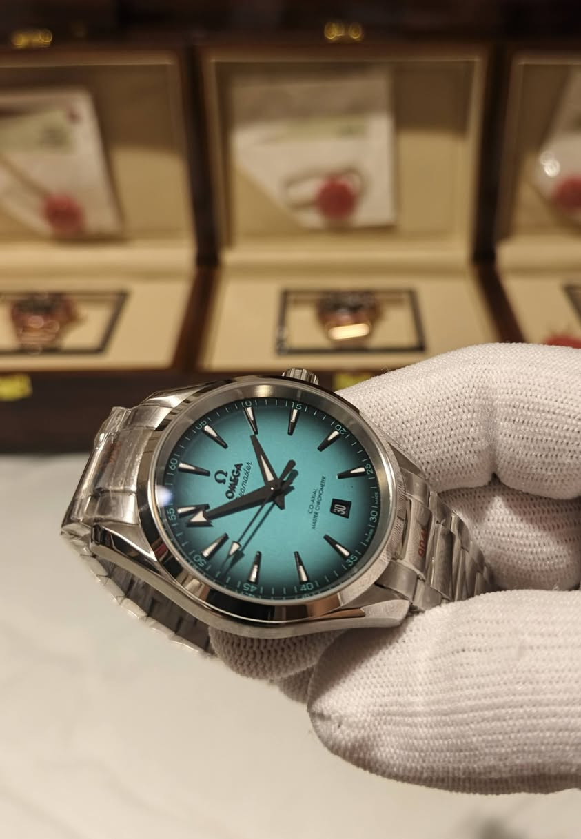 110000 

عرض فترة محدودة 3 يوم 
اوميكا اوتوماتك ياباني بدون علبة
ماستر كوالتي 
فيكسا للساعات 
***********
https://wa.me/9647712677677
