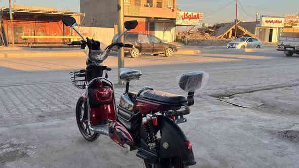 السلام عليكم  
بايسكل شحن للبيع 
موديل 2025
حجم 20 حجم 
5بطاريات 
بطاريات شرط ع فحص 👉
الملف حجم كبير نشاط فول 
السرعة 99 
4 گير
اللون مميز 
تشغيل بصمه+ صويج+ بلوثوث 
السعر 285 وبي مجال قليل 
مكاني الشرقاط قرب كراج الشرقاط 
رقم الهاتف 
*********** 
مستخدم اقل شهرين سعر الجديد 500 وهاذا أخو الجديد
بطاريات انطيك شرط ع فحص 5 بطاريات 
يمشي فوگ 35 كيلو اقل شي
