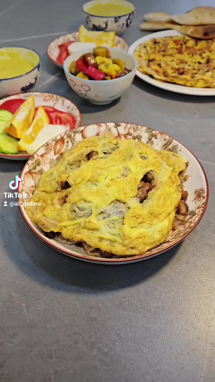 يوميه متواجدين وجبه السحور من الساعه 10 مساءآ الئ ساعه 5 صباحآ نتشرف بلجميع الرمادي شارع 20 مجاور ماركت العبيدي 
***********
