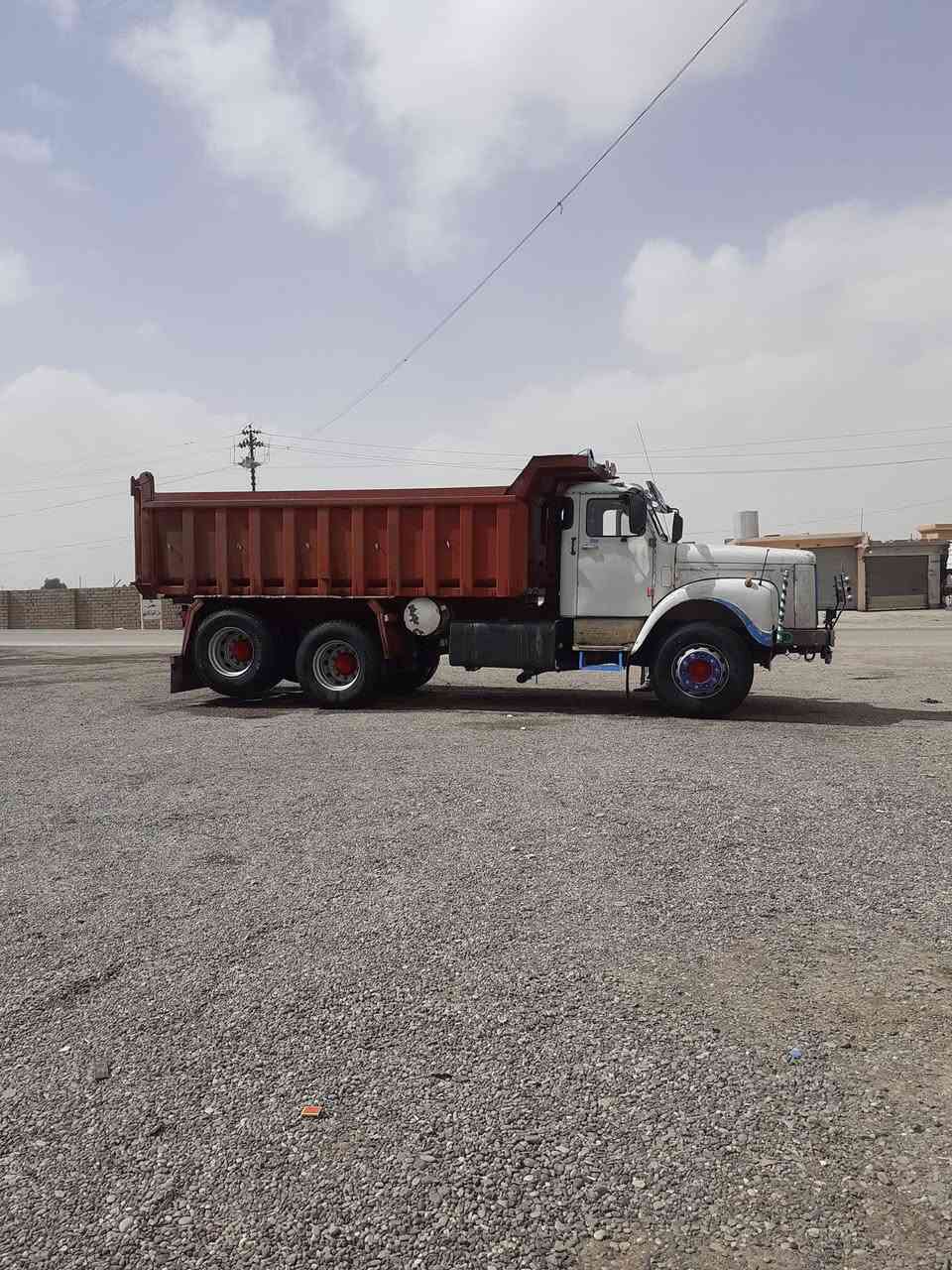 السلام عليكم سكانيا 111 للبيع سياره جاهز جوه الشغل طخم تاير جديد حصة كاز سنويه 27 رقم نينوئ ألماني سنكل جوبلس بومه بودي جديد تبريد شغال السعر 140و بيها مجال مكان السياره ناحية القياره قرية ازهيليله ***********
