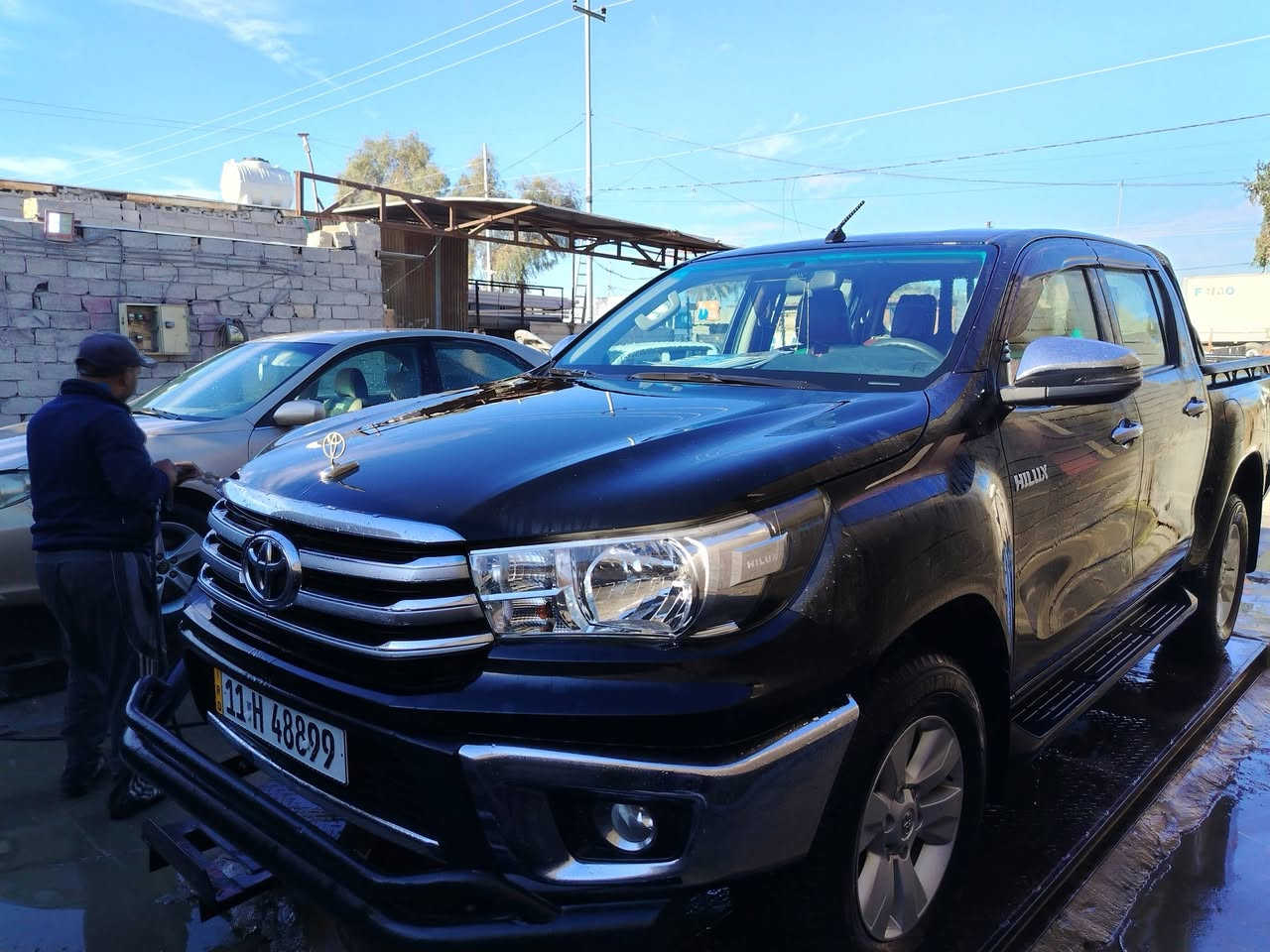 السلام عليكم للبيع تيوتا هايلوكس2019 كويتي مكفول كفالة عامة رقم بغداد مكرر  دولي بسمي المكان الفلوجة ***********
