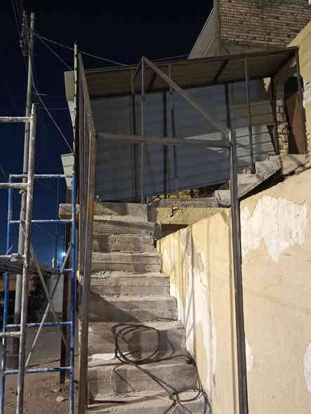 بسم الله الرحمن الرحيم
السلام عليكم حداد متجول 
باب شباك  سندويج بنل 
تقفيل اصطوح حسب اطلب محجرات درج حديد خارجي سقايف تصليح بيبان نرمايد وكل ما يخص الحداده  راسلونا خاص اواتصل ع رقم 
***********
