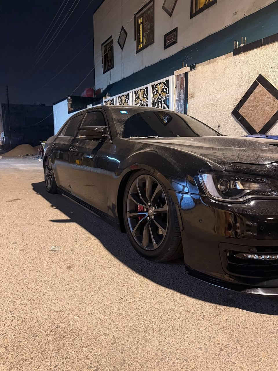سلام عليكم اوباما 5700 هيمي 22 اصل 15 فول مواصفات للاخير بدون ايرباك
عليها تزويد 
شوته AFe مغلقه 
اويل كاج كان
داون بايب 
كزوز موبار دبات سود 
اكسل srt قفل 3.09
فيت بم ول برو ريسنك 
بلكات ريسنك 
ستريس بار
درگه كاربون فايبر
شاشه كار بلي 
جكات s2 
برمجة مصطفى ايگل
—-حادث مالتها قبع جنطة فقط
السعر 193 وبي مجال بسيط 
***********

