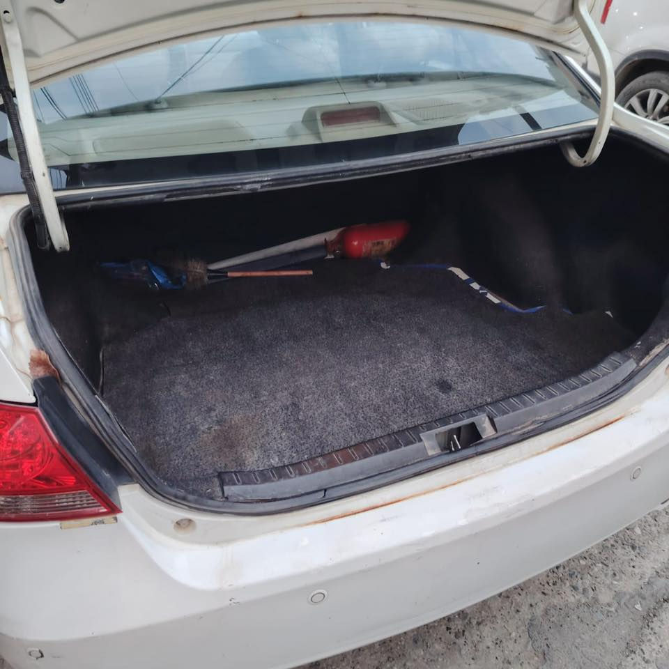 للبيع BYD.  F3 موديل 2013
سنوية + هزة جديدة رقم مسطرة جديد 
كير عادي طخم جديد 
شرط التحويل 
السعر ٦٥ و بيها مجال 
مكان السيارة موصل قرية يارمجة 
للاستفسار الاتصال على الرقم 
***********
