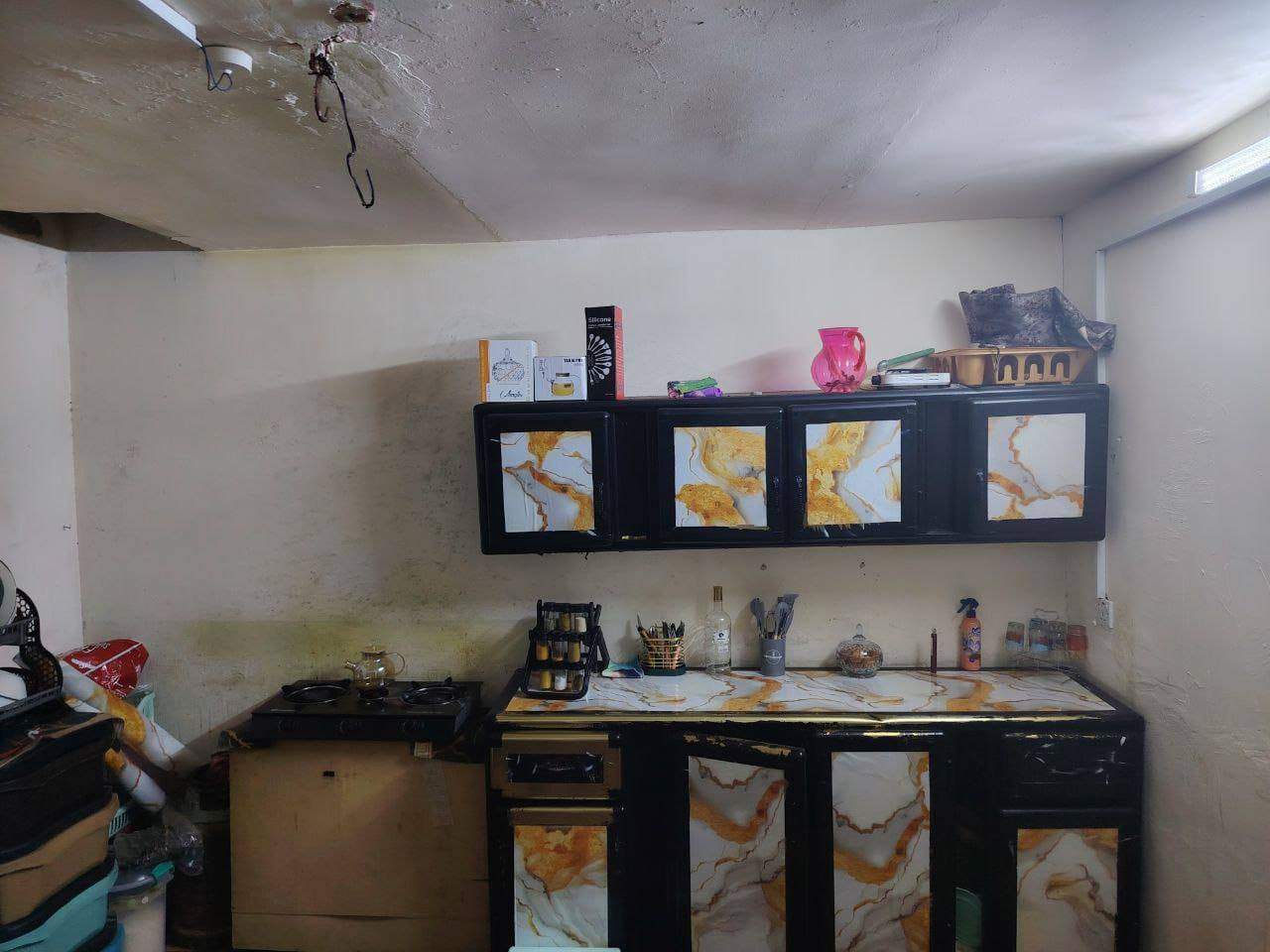 بيت دولان للبيع 
عرض الدولان متر وعشرين 
المساحه 108 متر 
عنوان ديوانيه حي الصدر الثالث شارع ستين قري ابو احمد الحداد 
خدمات كاملة تبليط ارصفه مجاري انترنيت ضوئي 
ماي اساله خطين  شارعه عريض 
السعر 35 مليون معه المجال 
***********
اتصال او واتساب ديوانية, القادسية
