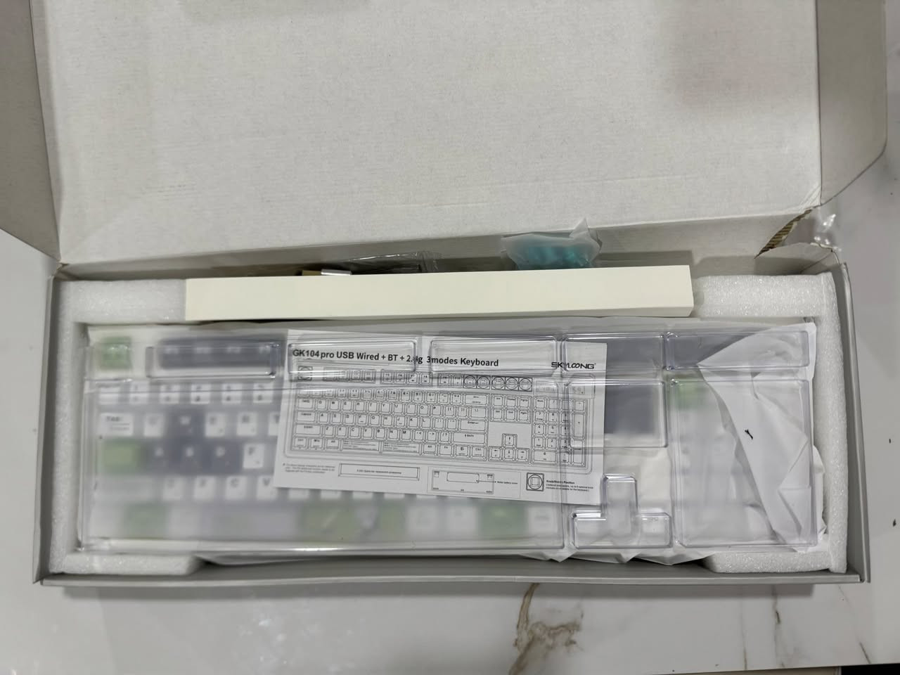 كيبورد احترافي skyloong GK 104 Pro 3 Modes dual screen

 Full size ميكانيكي
بلوتوث ١+بلوتوث ٢+واير
باتري ضخم 8000mAh
شاشتين حجم كبير قابلتان للبرمجة
3 بكرات قابلة للبرمجة
 
للاستفسار مراسلة الصفحة او الاتصال على الرقم *********** واتساب
يوجد توصيل لجميع محافظات العراق
