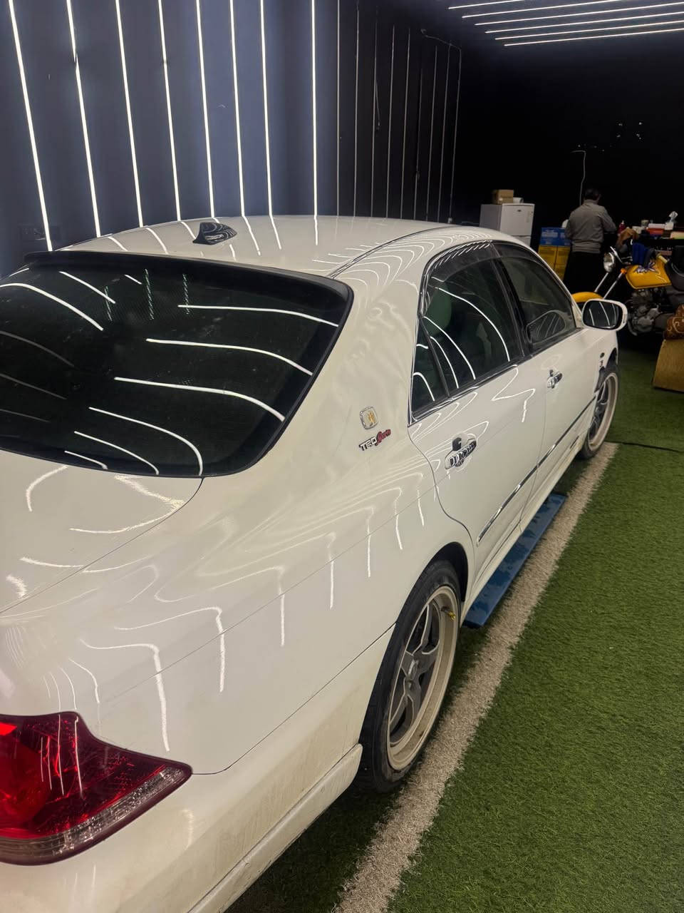 شاهینە سپۆڕت مۆدێل2007
180 گێر گەورە مەکینە بجوک
موس بێ بۆیاخ 
چڵد و هیتەر ئاوێنە ئیشارەت
ویلی وێلد 
لیدی ١٨ پارجەی بۆ بەسراوە
کامل جوانکاری باڵ سەرجام و سنوق
بەفرماڵە. و دەعمی سپۆڕت
سەیارەکە هی ماڵی خۆمە کامل مەسرف کراوە
سعری 73$ گەڵاو مەجال
شوێن سەیدسادق
***********
*********** حلبجة, السليمانية
