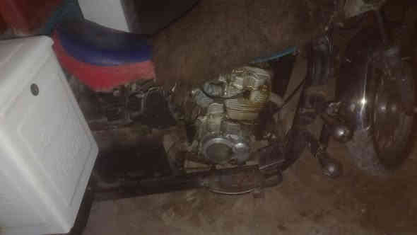 السلام عليكم ستوته امتي ار للبيع بدون اوراق مكفوله من تخذه من البيت ضايعه المكان بغداد السعر 850 بيه مجال خير من الله ***********
